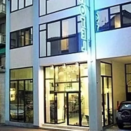 巴尔博酒店 酒店